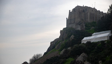 კვიპროსის ეკლესია: მოვუწოდებთ სახელმწიფოს, შეაჩეროს სტავროვუნის მონასტერთან კარიერის გაფართოება
