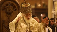 ბაგრატის საკათედრო ტაძარში პატრიარქ ილია II-ის სულის მოსახსენებელი ლიტურგია აღევლინება