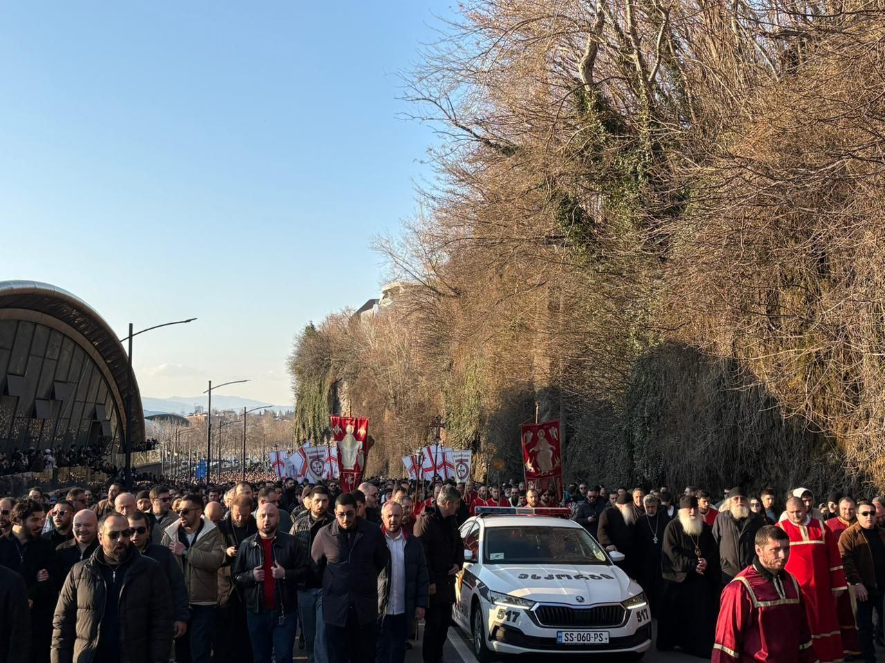 პატრიარქი ილიას გარდაცვალება: პირდაპირი ეთერი - სურათი 7