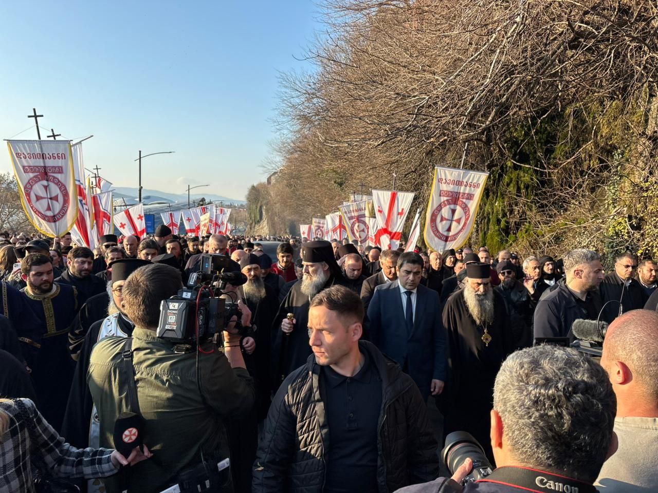 პატრიარქი ილიას გარდაცვალება: პირდაპირი ეთერი - სურათი 6