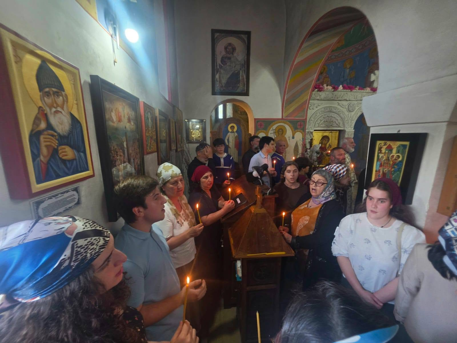 ზუგდიდისა და ცაიშის მიტროპოლიტმა გერასიმემ დარჩელში პარაკლისი გადაიხადა - სურათი 2