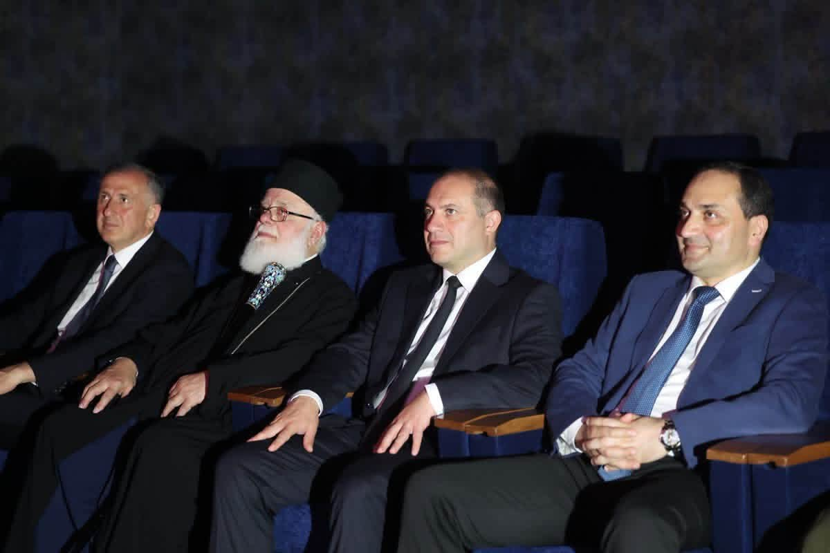 მიტროპოლიტმა დიმიტრიმ წმ. მატათას სახელობის გიმნაზიის განვითარების ხედვა წარადგინა - სურათი 1
