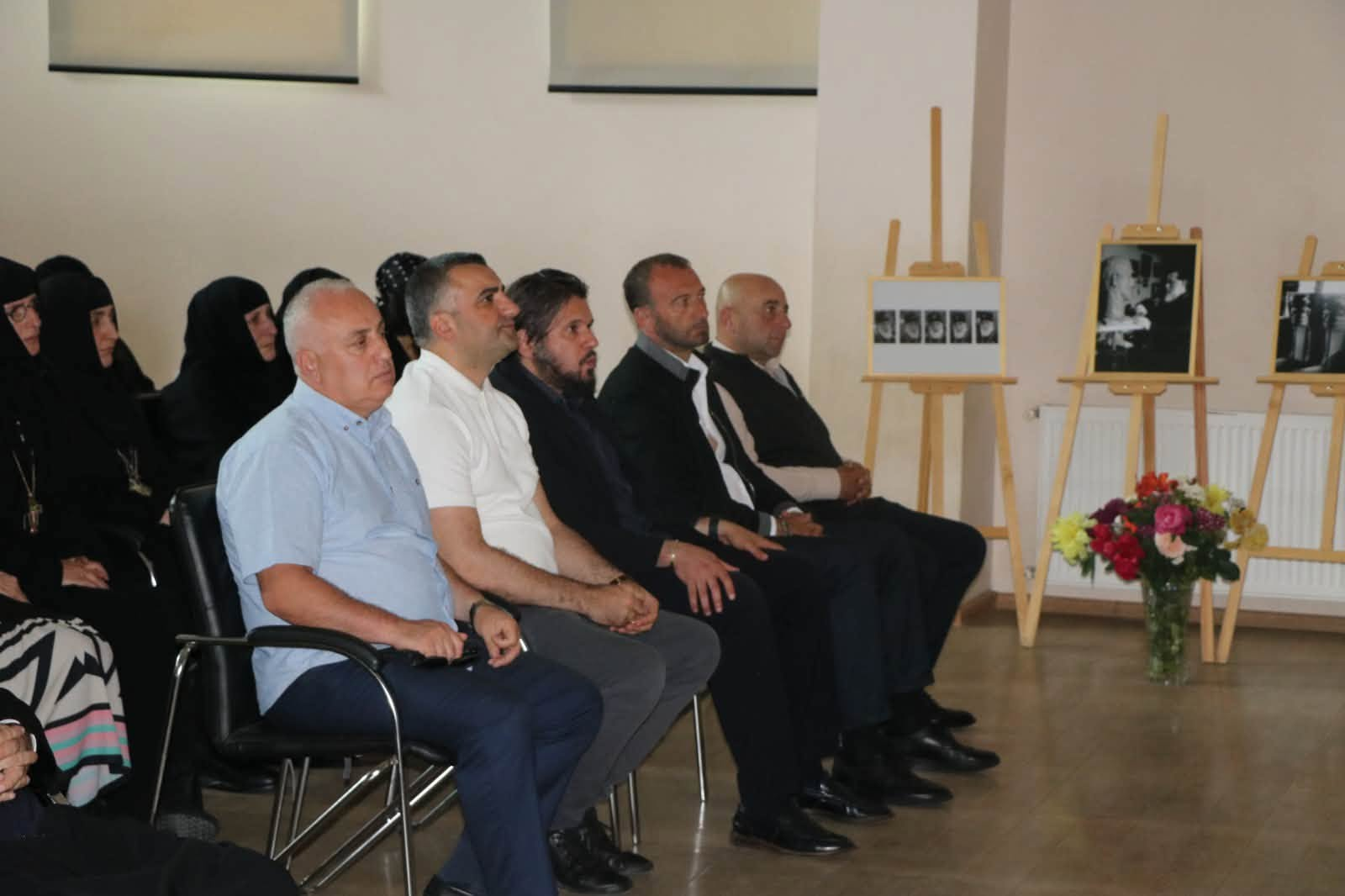 ყაზბეგში უწმინდესისა და უნეტარესის, ილია II-ის ხსოვნისადმი მიძღვნილი საღამო გაიმართა - სურათი 2